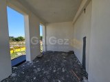 KKTC Girne Lapta'da Takas İmkanlı Denize Yürüyüş Mesafesinde Satılık 3+1 Villa