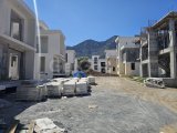 KKTC Girne Lapta'da Takas İmkanlı Denize Yürüyüş Mesafesinde Satılık 3+1 Villa