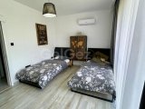 Zeytinlik’te Günlük Kiralık 3+1, 3 Banyolu Villa – Ortak Havuzlu, Minimum 3 Gün Konaklama