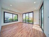KKTC Girne Zeytinlik Bölgesinde Satılık Türk Tapulu Lüks 4+1 Havuzlu Villa