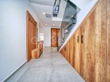 KKTC Girne Zeytinlik Bölgesinde Satılık Türk Tapulu Lüks 4+1 Havuzlu Villa