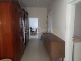 Girne Karşıyaka bölgesinde denize çok yakın bir mesafede satılık 4+1 müstakil ev