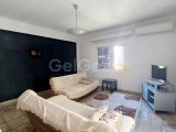 Girne merkezde kız öğrencilere ( lord palas) kiralık 2+1 daire
