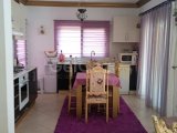 Girne Edremitte 3+1 daire sitede