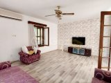 Girne merkezde satılık 4+1 bahçeli daire