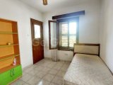Girne merkezde satılık 4+1 bahçeli daire