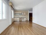 Girne merkezde satılık Türk koçanlı 1+1 daire