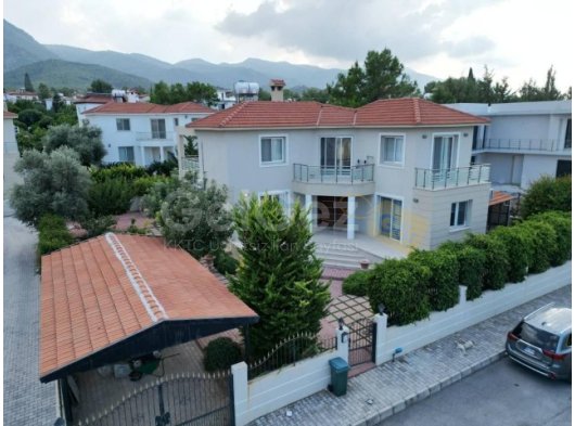 Girne Escape Bölgesi Satılık 3+1