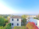 Bellapaıst sarılık vılla