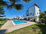 Girne Kiralı Villa