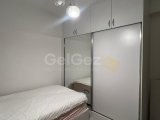 İskelede havuzlu site içerisinde deniz manzaralı daire