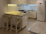 İskelede havuzlu site içerisinde deniz manzaralı daire