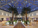 KIBRISTA ÇALIŞIR VAZİYETTE SATILIK CASINOLU HOTEL
