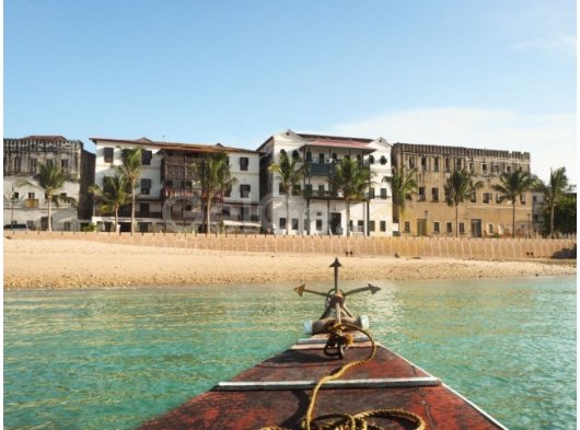 GİRNEDE DENİZE O 200 YATAKLI SATILIK OTEL
