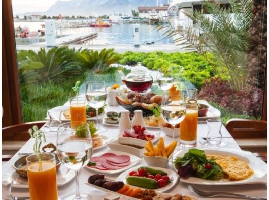 GİRNE'DE SATILIK BUTİK OTEL