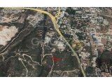 Girne'de satılık 2137 m2'lik arazi