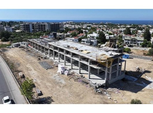 Girne merkezinde satılık ofisler ve dükkanlar