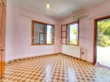 Girne Karaoğlanoğlu'nun prestijli bölgesinde satılık 4+1 muhteşem villa