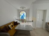 Girne, Çatalköy‘de dağ ve deniz manzaralı satılık 4 + 1 villa
