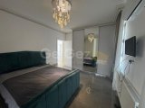 Girne, Çatalköy‘de dağ ve deniz manzaralı satılık 4 + 1 villa