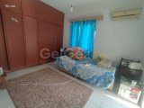 Girne Merkez'de satılık 3+1 daire