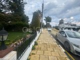 Girne Karaoğlanoğlu'nda satılık geniş 4+1 villa