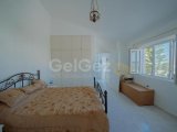 Acil satılık! ﻿Girne, Zeytinlikte Denize yakın satılık 3+1 villa