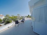 Acil satılık! ﻿Girne, Zeytinlikte Denize yakın satılık 3+1 villa