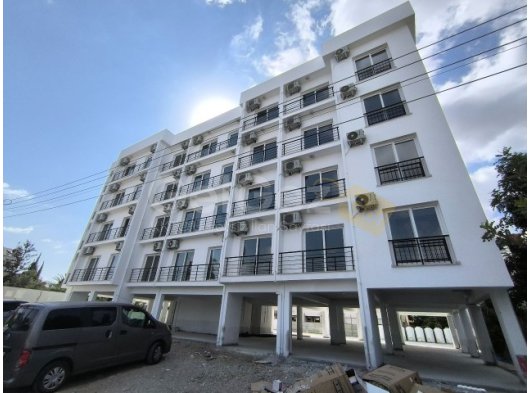 Lefkoşa Gönyeli 'de Satılık Türk malı Komple Bina
