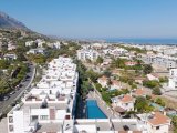 Alsancak'ta Manzaranın Zirvesinde: Jakuzili Roof Teraslı Lüks Penthouse!