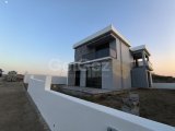 Gönyelinin Eşsiz Tepe üzeri şehir Manzaralı 3+1 Türk koçanlı Villa