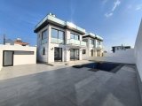 Girne Çatalköy'de Muhteşem Manzaralı 4+1 Havuzlu Lüks villa