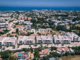 Alsancak'ta Manzaranın Zirvesinde: Jakuzili Roof Teraslı Lüks Penthouse!