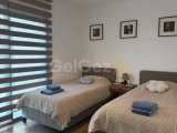 Alsancak'ta Manzaranın Zirvesinde: Jakuzili Roof Teraslı Lüks Penthouse!