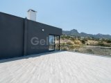 Girne Arapköy’de satılık 4+2 Ultra Lüks Villa Vadi ve Deniz Manzaralı