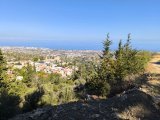 Girne Bellapais'te Eşsiz manzaralı Türk koçan Satılık 3.2 Dönüm Arsa