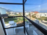 Girne Çatalköy'de Muhteşem Manzaralı 4+1 Havuzlu Lüks villa
