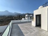 Girne Çatalköy'de Muhteşem Manzaralı 4+1 Havuzlu Lüks villa