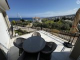 Girne Esentepe'de Satılık Fırsat denize sıfır Eşyalı Penthouse