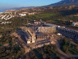 Girne Esentepe’de Fırsatlarla Dolu Denize Sıfır Prestijli Bir Yaşam!