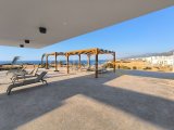Girne Esentepe'de satılık 4+1 lüks villa