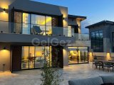 Emsalsiz Satılık 4+1 Ultra Lüks Villa - Girne Esentepe