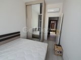 Girne Merkezde Satılık Lüks donanımlı 1+1 Eşyalı Daire! Deniz & Dağ Manzaralı