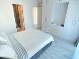 Girne'nin kalbinde, çevre yolunun hemen altında yer alan bu muhteşem 2+1 penthouse
