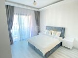 Girne'nin kalbinde, çevre yolunun hemen altında yer alan bu muhteşem 2+1 penthouse