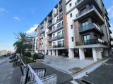 Girne'nin kalbinde, çevre yolunun hemen altında yer alan bu muhteşem 2+1 penthouse