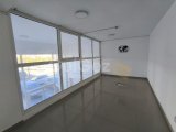Lefkoşa’nın Kalbinde Prestijli Kiralık İş Merkezi!