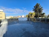 Lefkoşa’nın Kalbinde Prestijli Kiralık İş Merkezi!