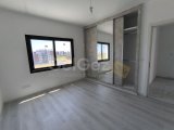 LEFKOŞA KÜÇÜK KAYMAKLI'DA TÜRK KOÇANLI PENTHOUSE