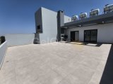 LEFKOŞA KÜÇÜK KAYMAKLI'DA TÜRK KOÇANLI PENTHOUSE
